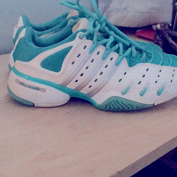 Adidas shoes - Picture 8 of 8